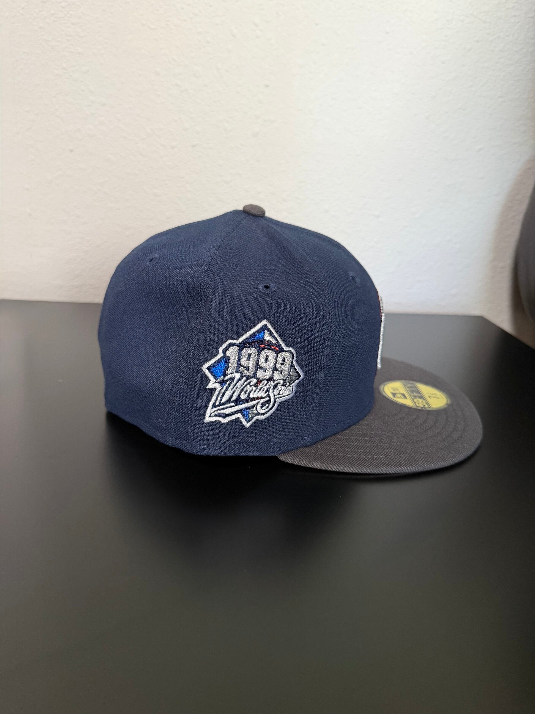 1999 World Series side patch on the right panel