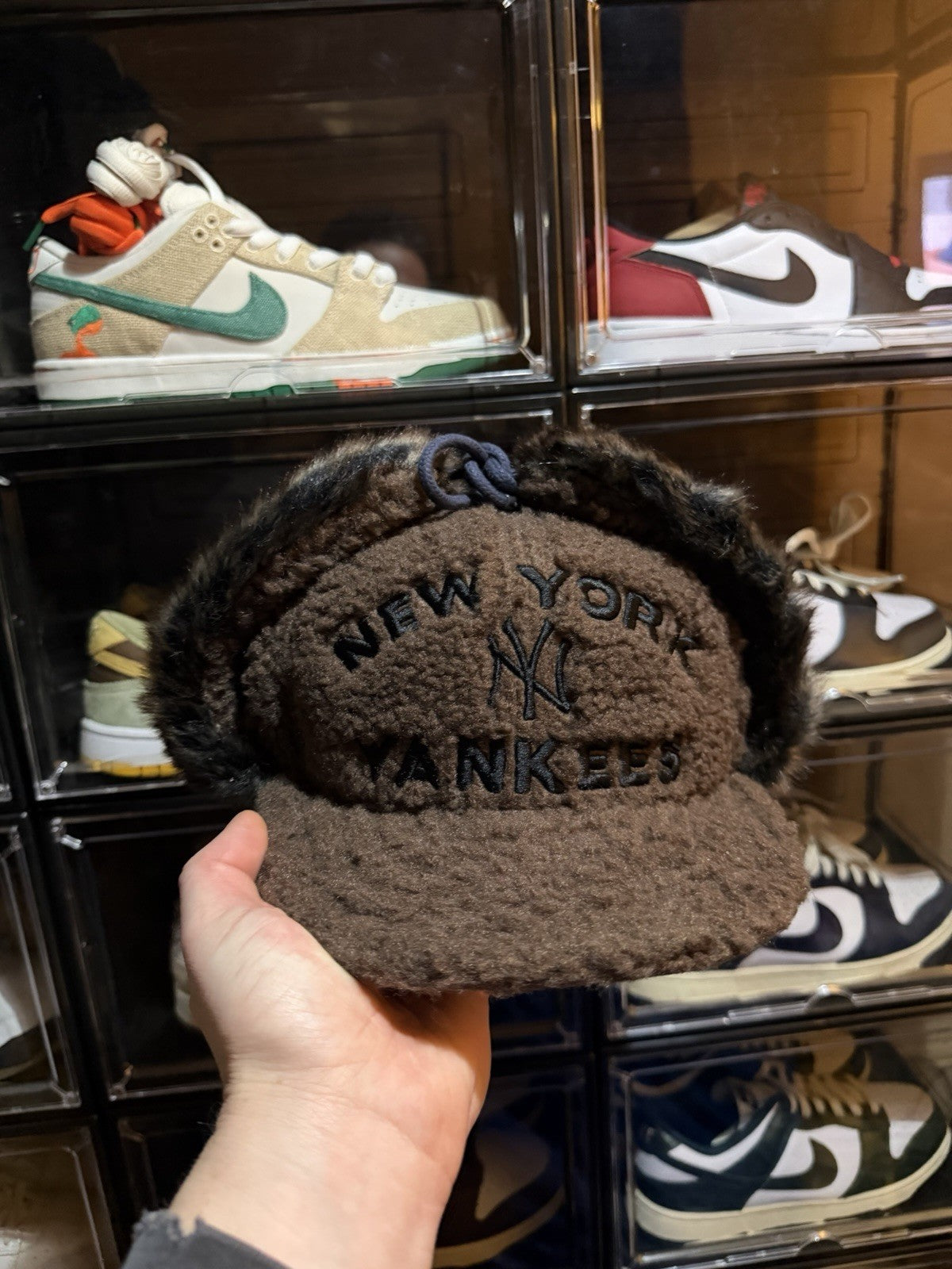 Highlark Curated Dave East Sherpa Dog Ears Brown #Color_Brown