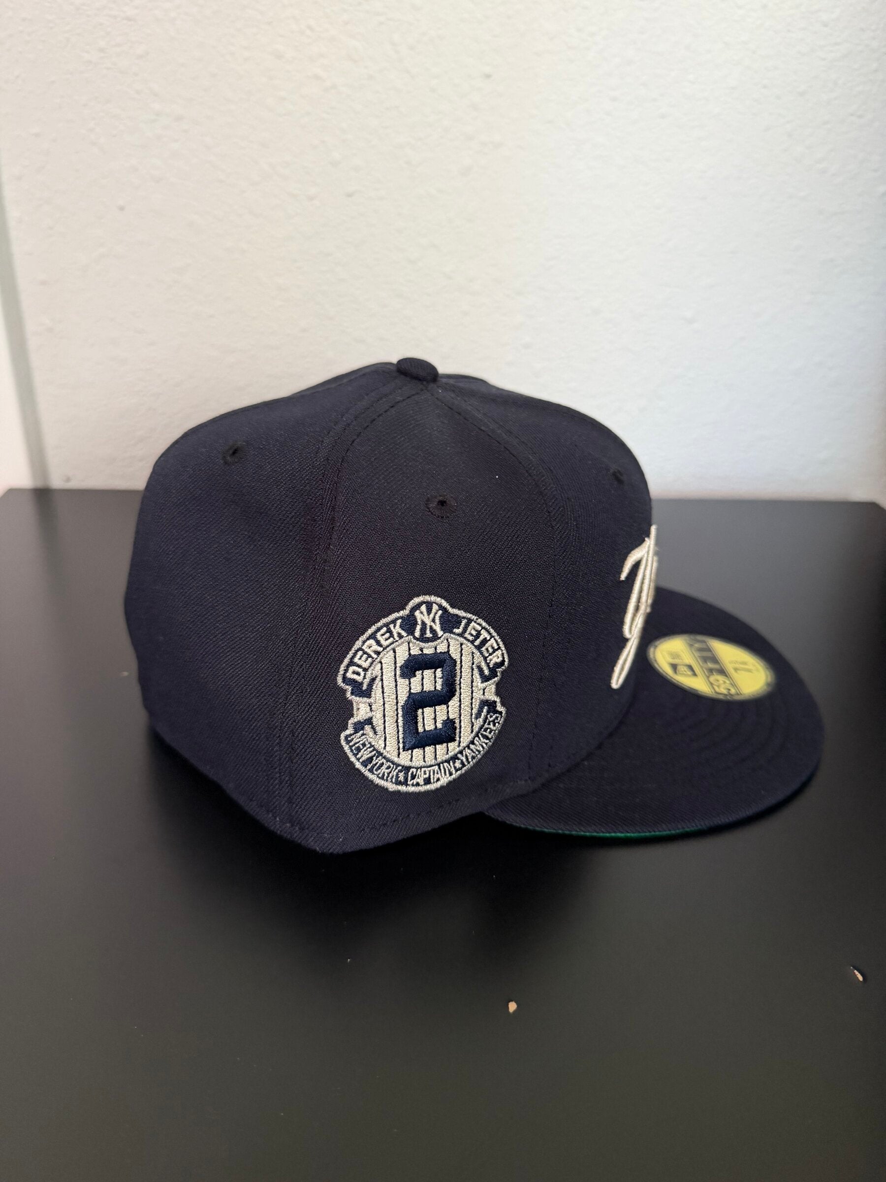 Derek Jeter Captain No. 2 retirement side patch on the right panel