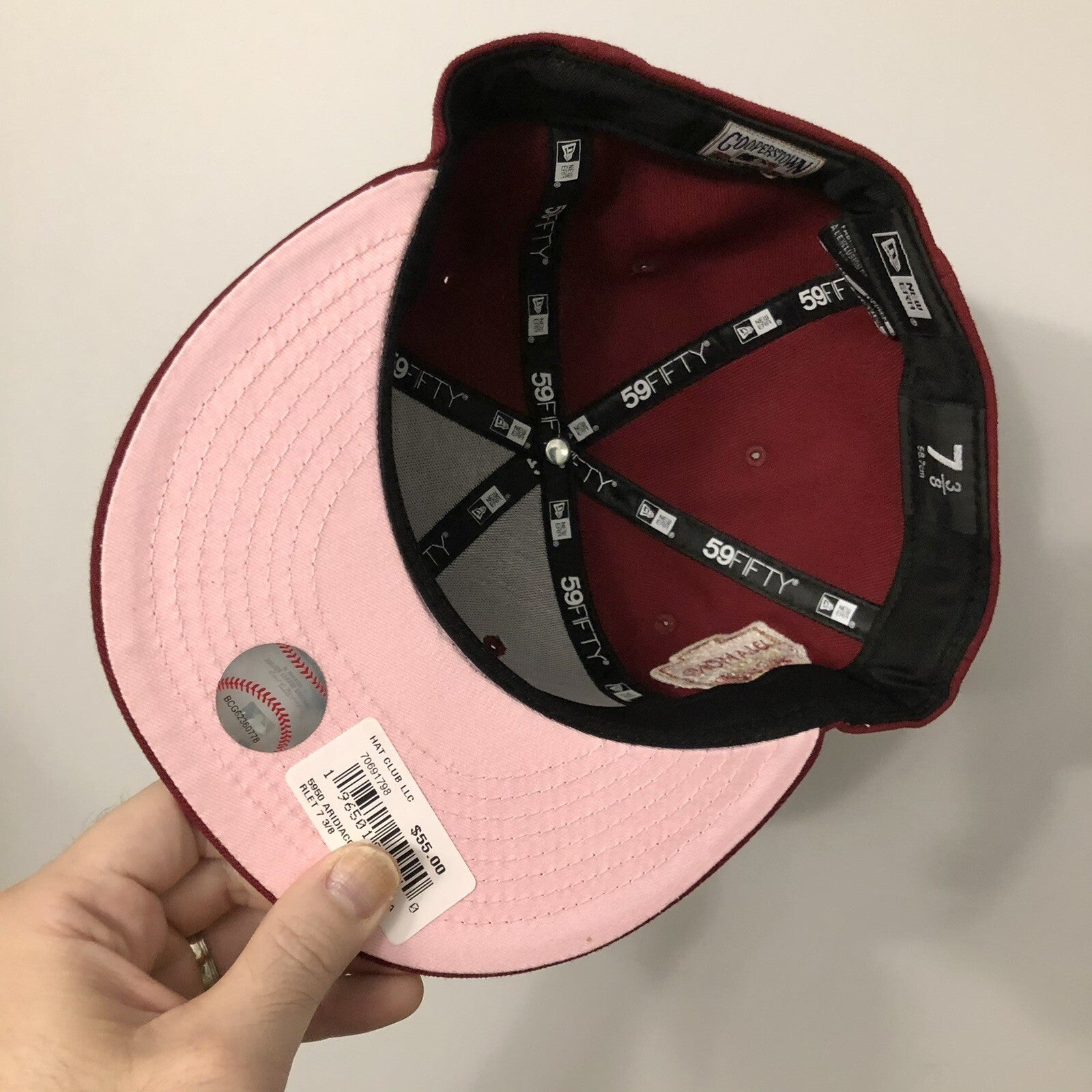 Highlark Curated Arizona Diamondbacks Red Velvet Hat Club
